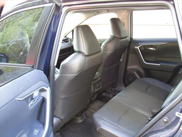 2024 Toyota RAV4 Hybrid XLE Premium