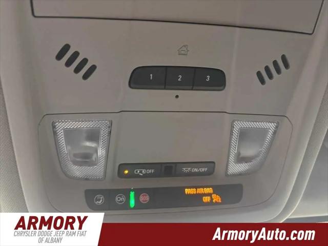 2024 GMC Terrain AWD SLT