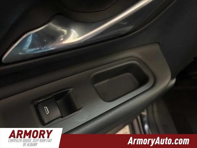 2024 GMC Terrain AWD SLT
