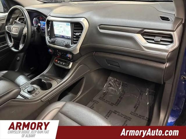 2023 GMC Acadia AWD SLT