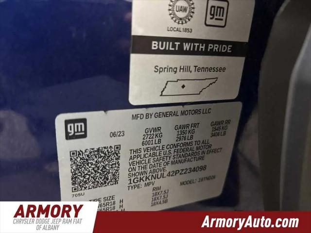 2023 GMC Acadia AWD SLT