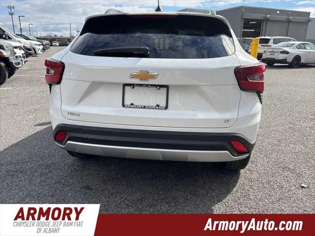 2025 Chevrolet Trax FWD LT