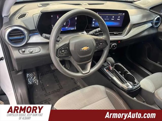 2025 Chevrolet Trax FWD LT