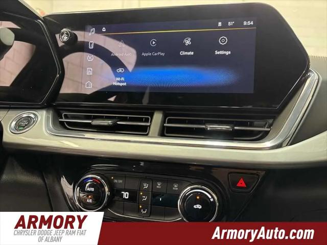 2025 Chevrolet Trax FWD LT