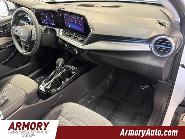 2025 Chevrolet Trax FWD LT