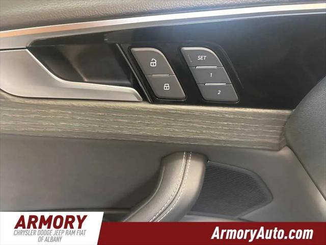 2024 Audi A4 Premium Plus 45 TFSI S line quattro S tronic