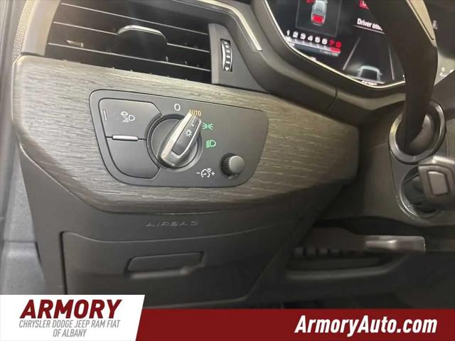 2024 Audi A4 Premium Plus 45 TFSI S line quattro S tronic