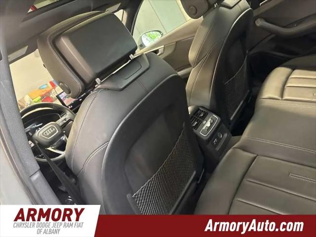 2024 Audi A4 Premium Plus 45 TFSI S line quattro S tronic
