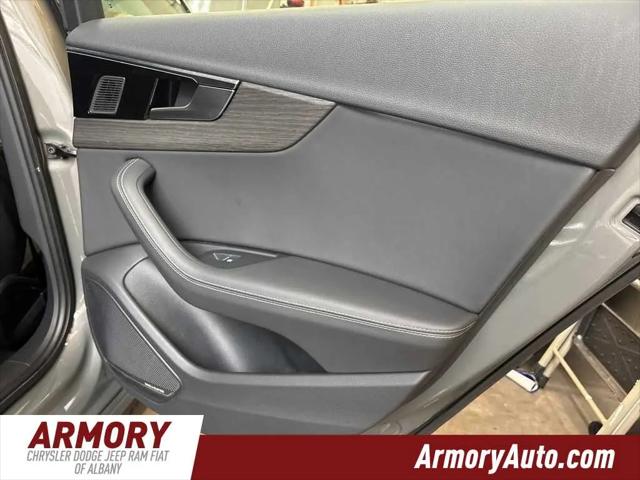 2024 Audi A4 Premium Plus 45 TFSI S line quattro S tronic