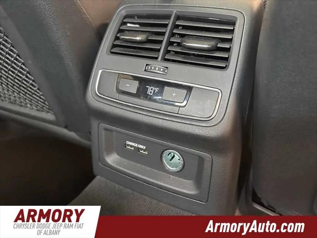 2024 Audi A4 Premium Plus 45 TFSI S line quattro S tronic