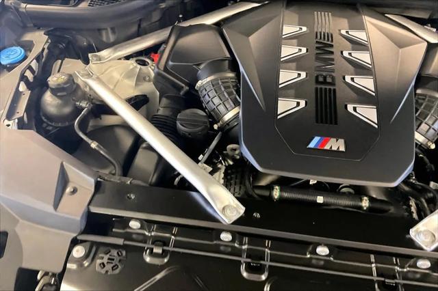 2027 BMW X6 M60i