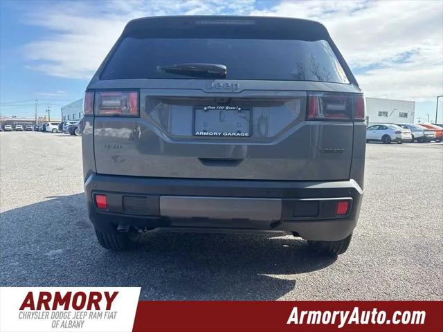 2026 Jeep Cherokee Laredo 4x4