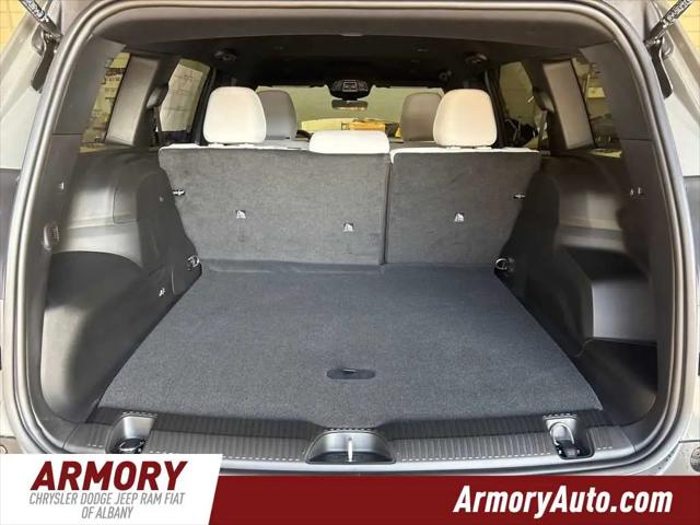 2026 Jeep Cherokee Laredo 4x4