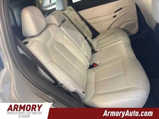 2026 Jeep Cherokee Laredo 4x4