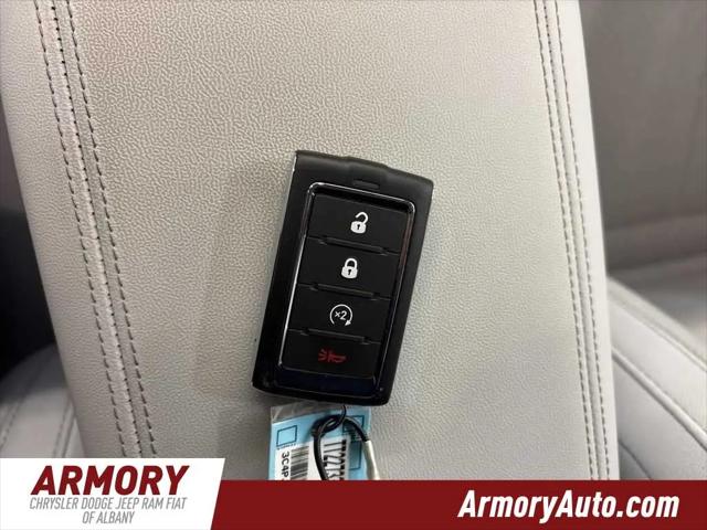 2026 Jeep Cherokee Laredo 4x4
