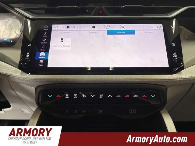 2026 Jeep Cherokee Laredo 4x4
