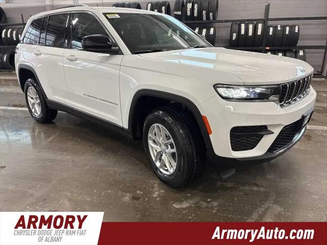 2026 Jeep Grand Cherokee Laredo 4x4