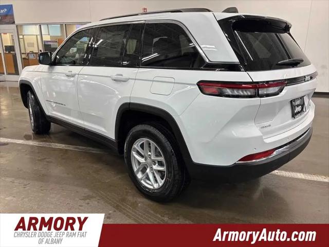 2026 Jeep Grand Cherokee Laredo 4x4