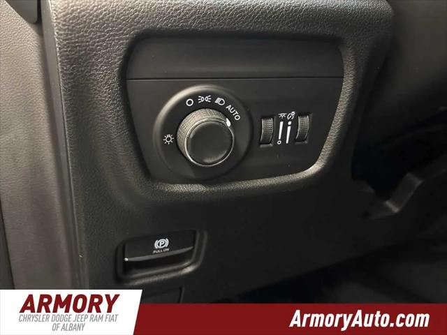 2026 Jeep Grand Cherokee Laredo 4x4