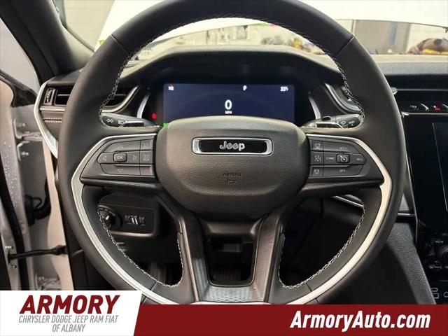 2026 Jeep Grand Cherokee Laredo 4x4