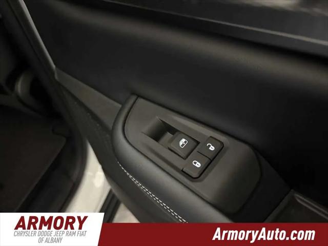 2026 Jeep Grand Cherokee Laredo 4x4