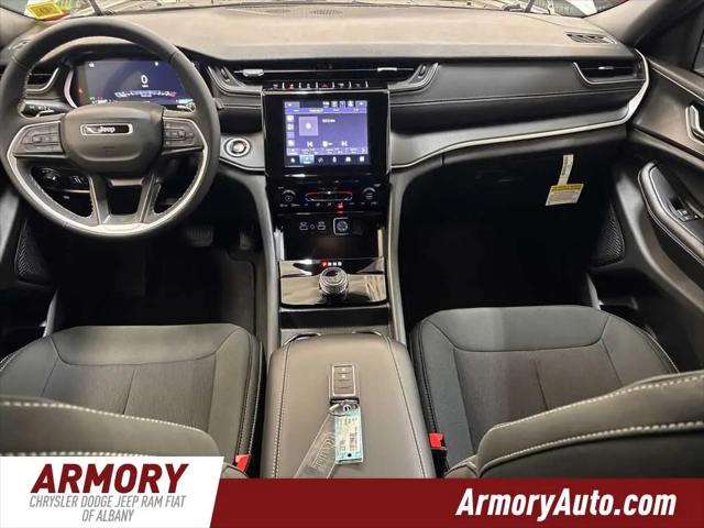 2026 Jeep Grand Cherokee Laredo 4x4