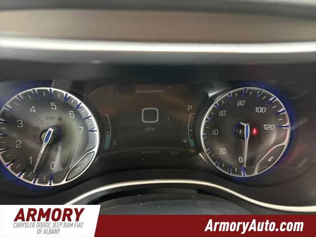 2027 Chrysler Pacifica Select AWD
