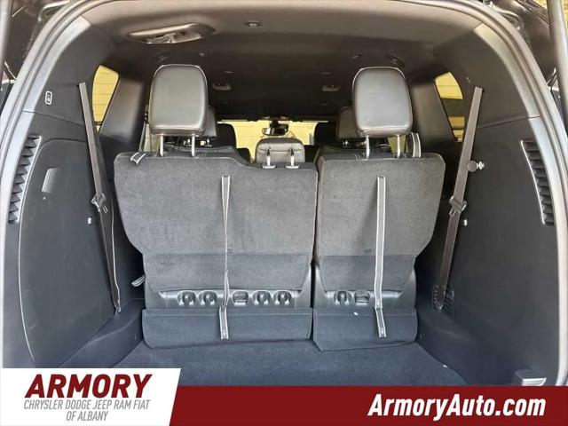 2027 Chrysler Pacifica Select AWD