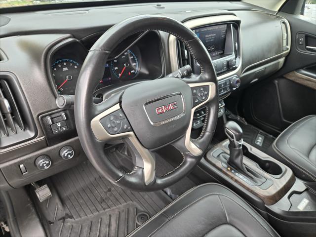 2022 GMC Canyon 4WD Crew Cab Short Box Denali