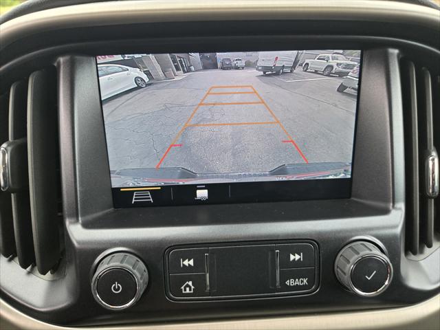 2022 GMC Canyon 4WD Crew Cab Short Box Denali