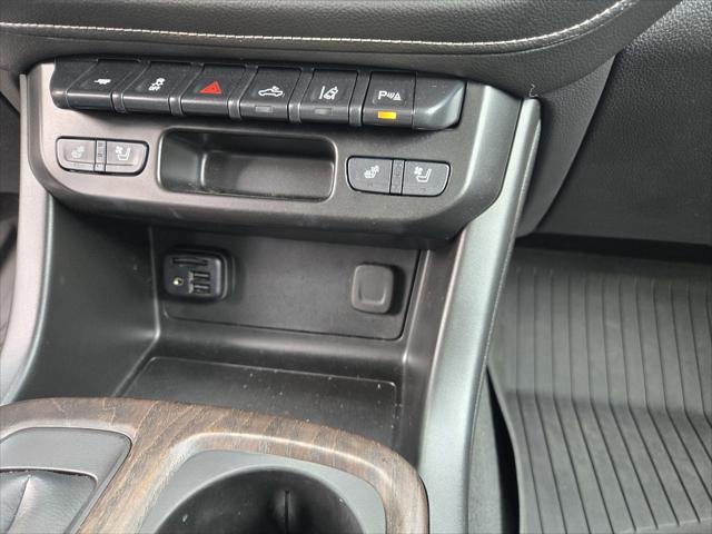 2022 GMC Canyon 4WD Crew Cab Short Box Denali