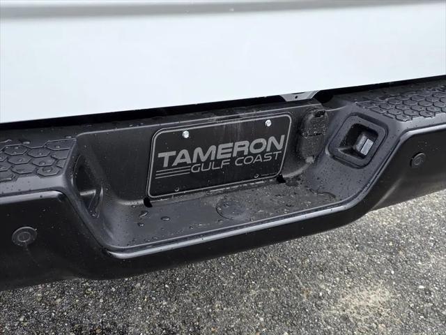 2024 Ram 1500 Classic Warlock Crew Cab 4x2 5'7" Box