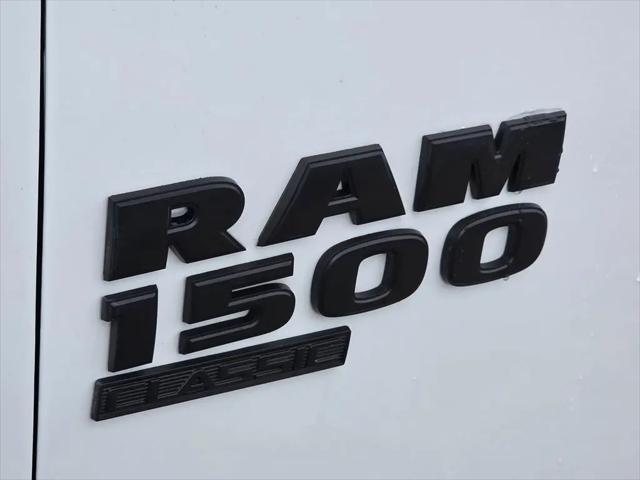 2024 Ram 1500 Classic Warlock Crew Cab 4x2 5'7" Box