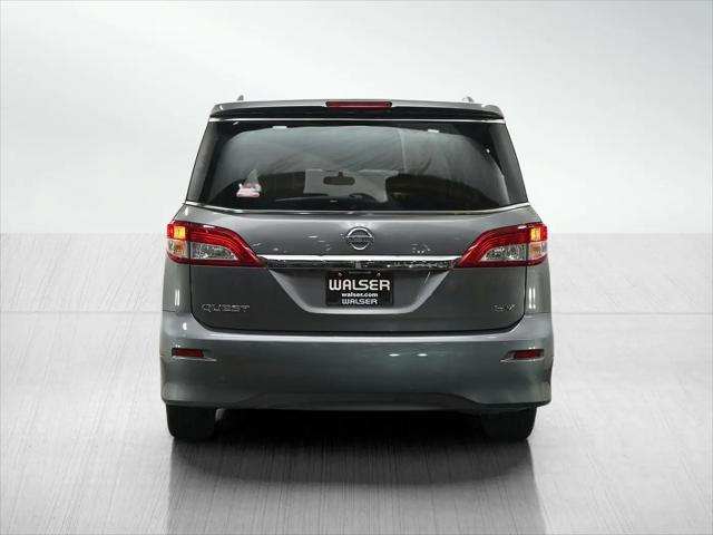 2017 Nissan Quest SV