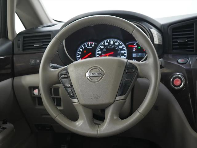 2017 Nissan Quest SV