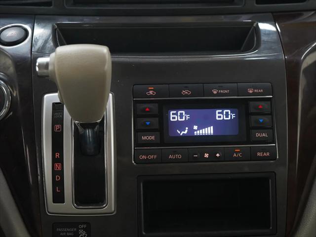 2017 Nissan Quest SV