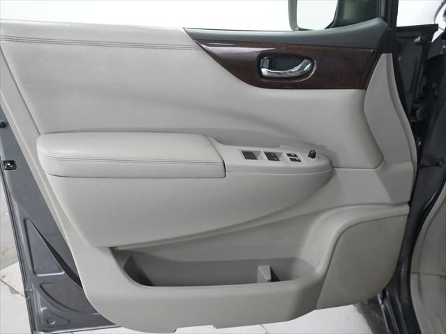 2017 Nissan Quest SV