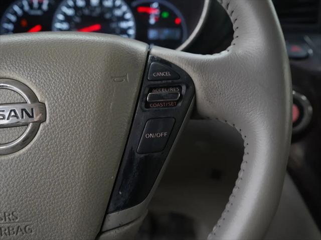 2017 Nissan Quest SV