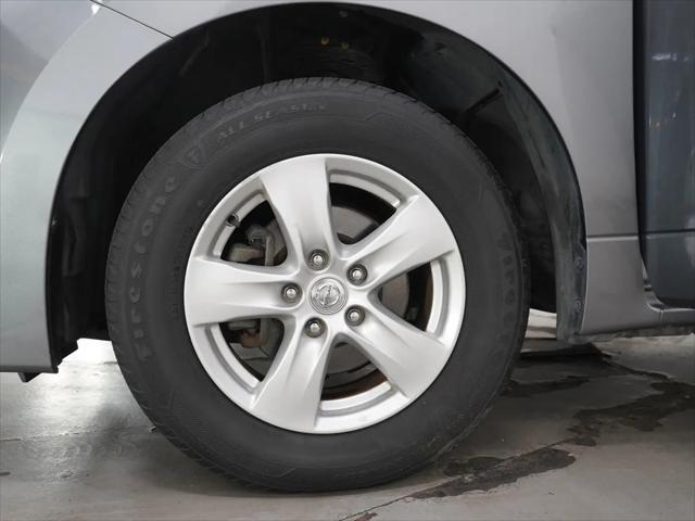 2017 Nissan Quest SV