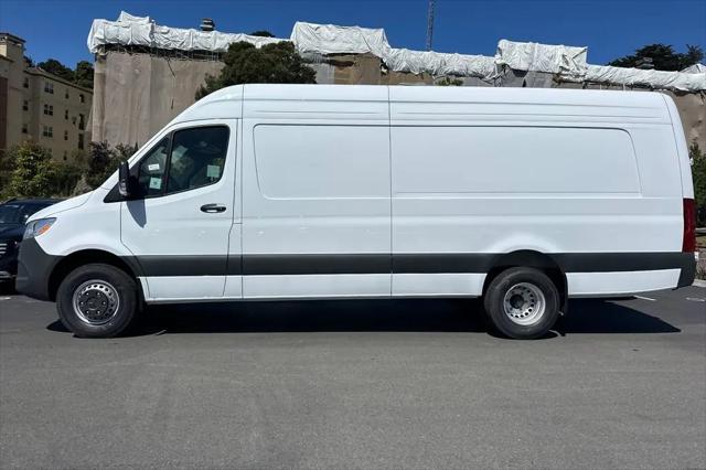 2026 Mercedes-Benz Sprinter 3500XD High Roof 4-Cyl Diesel HO