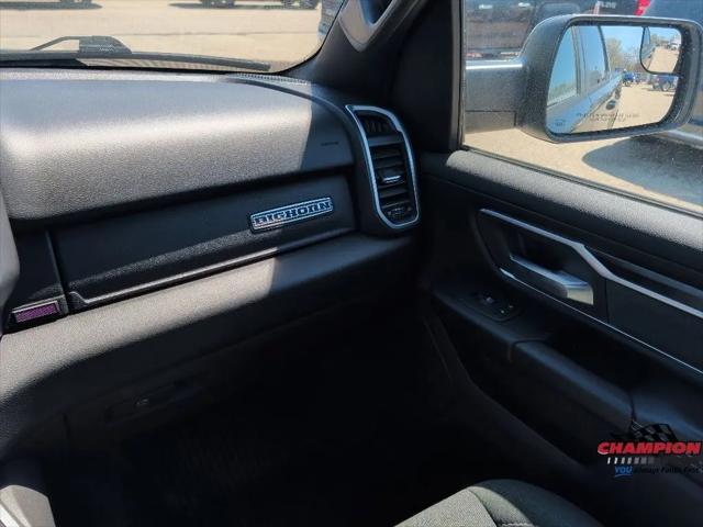 2019 Ram 1500 Big Horn/Lone Star Crew Cab 4x4 5'7" Box