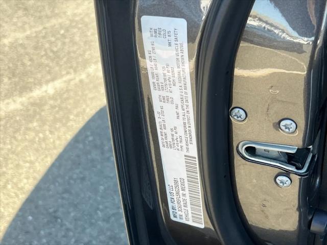 2022 Ram 2500 Laramie Crew Cab 4x4 6'4" Box