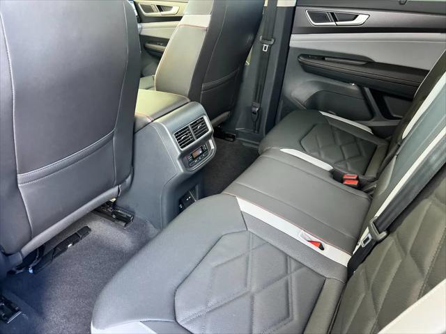 2026 Volkswagen Atlas Peak Edition