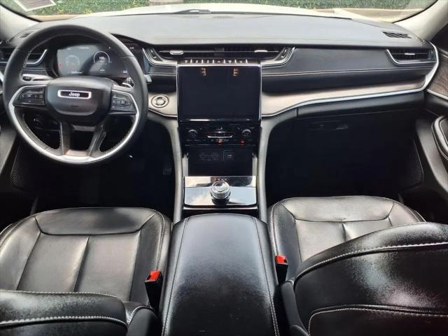 2023 Jeep Grand Cherokee Limited 4x2