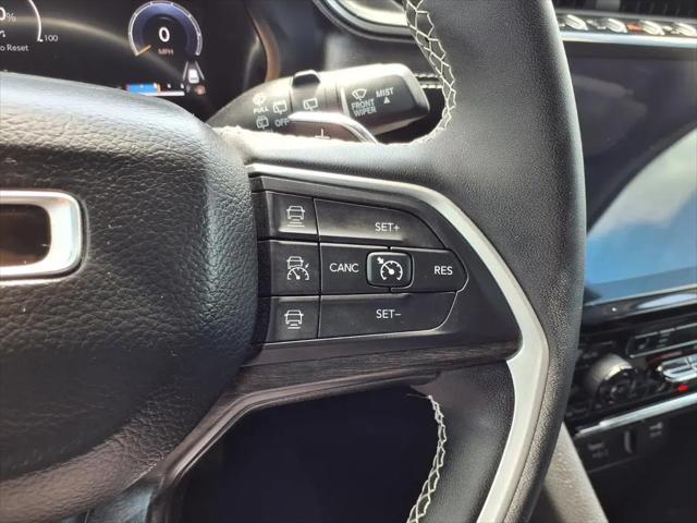 2023 Jeep Grand Cherokee Limited 4x2