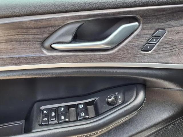 2023 Jeep Grand Cherokee Limited 4x2