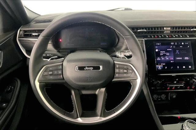 2025 Jeep Grand Cherokee L Laredo 4x4