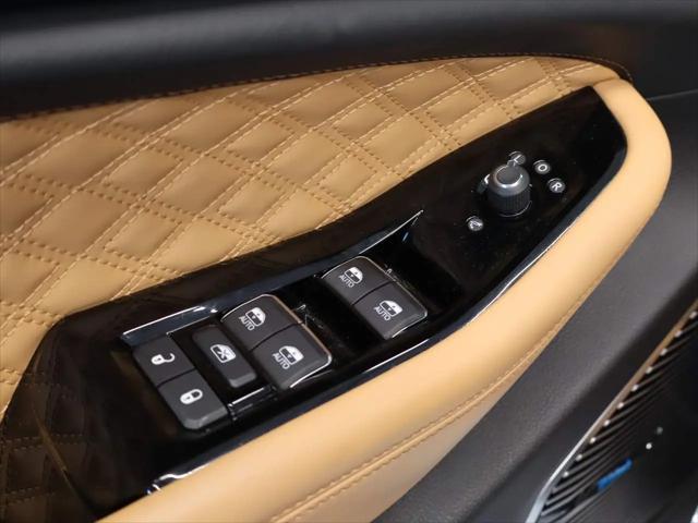 2023 Jeep Grand Cherokee Summit