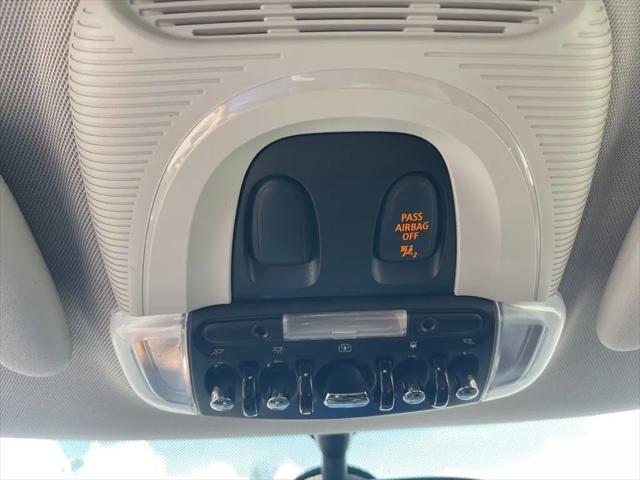 2017 MINI Hardtop Cooper