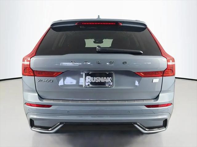 2023 Volvo XC60 Recharge T8 Plus Dark Theme
